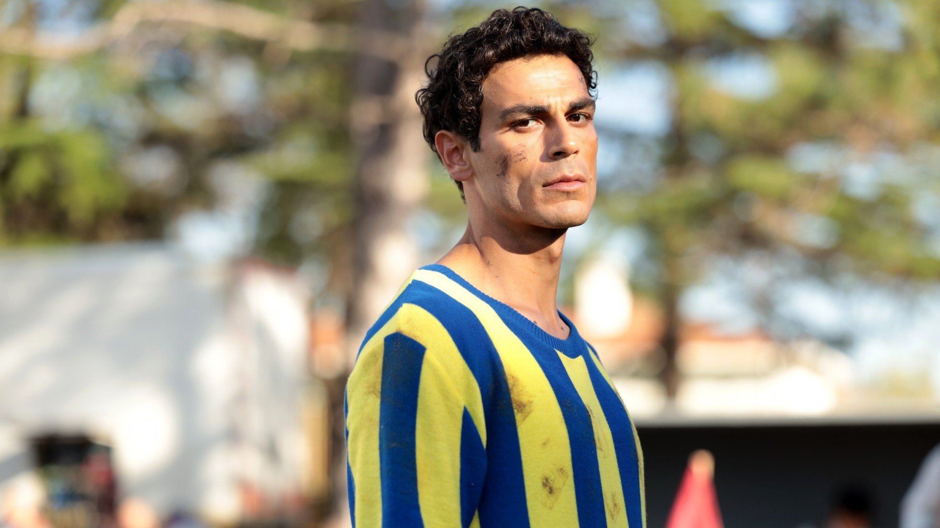 دانلود فیلم لفتر: اسطوره فوتبال Lefter: The Story of the Ordinarius 2025